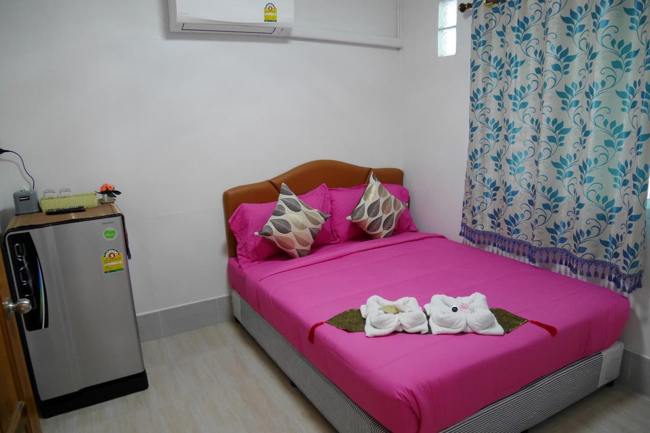 Nawee Guesthouse Sairee เกาะเต่า ภายนอก รูปภาพ