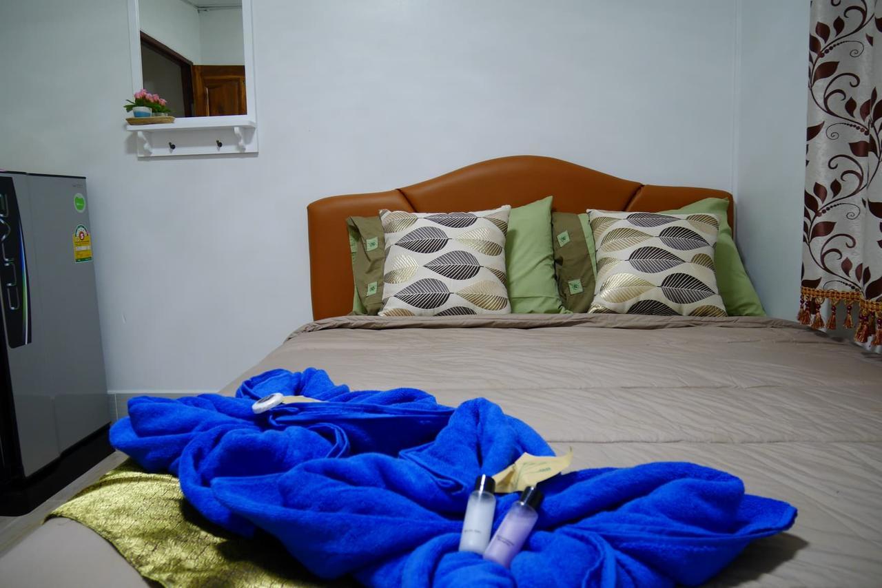 Nawee Guesthouse Sairee เกาะเต่า ภายนอก รูปภาพ