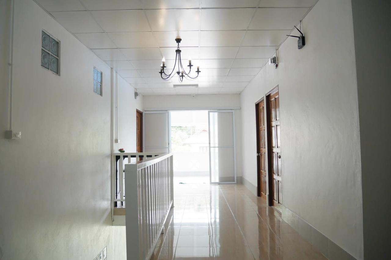 Nawee Guesthouse Sairee เกาะเต่า ภายนอก รูปภาพ