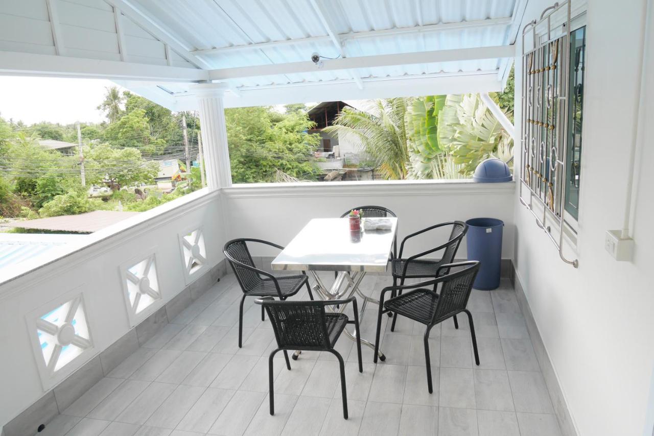 Nawee Guesthouse Sairee เกาะเต่า ภายนอก รูปภาพ